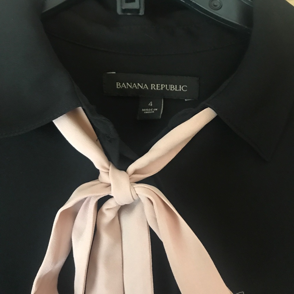Banana Republic // black dress, size 4 - Picture 3 of 4